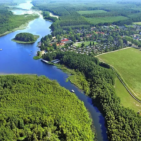 Mit Sauna Im Mirow Hébergement de vacances *